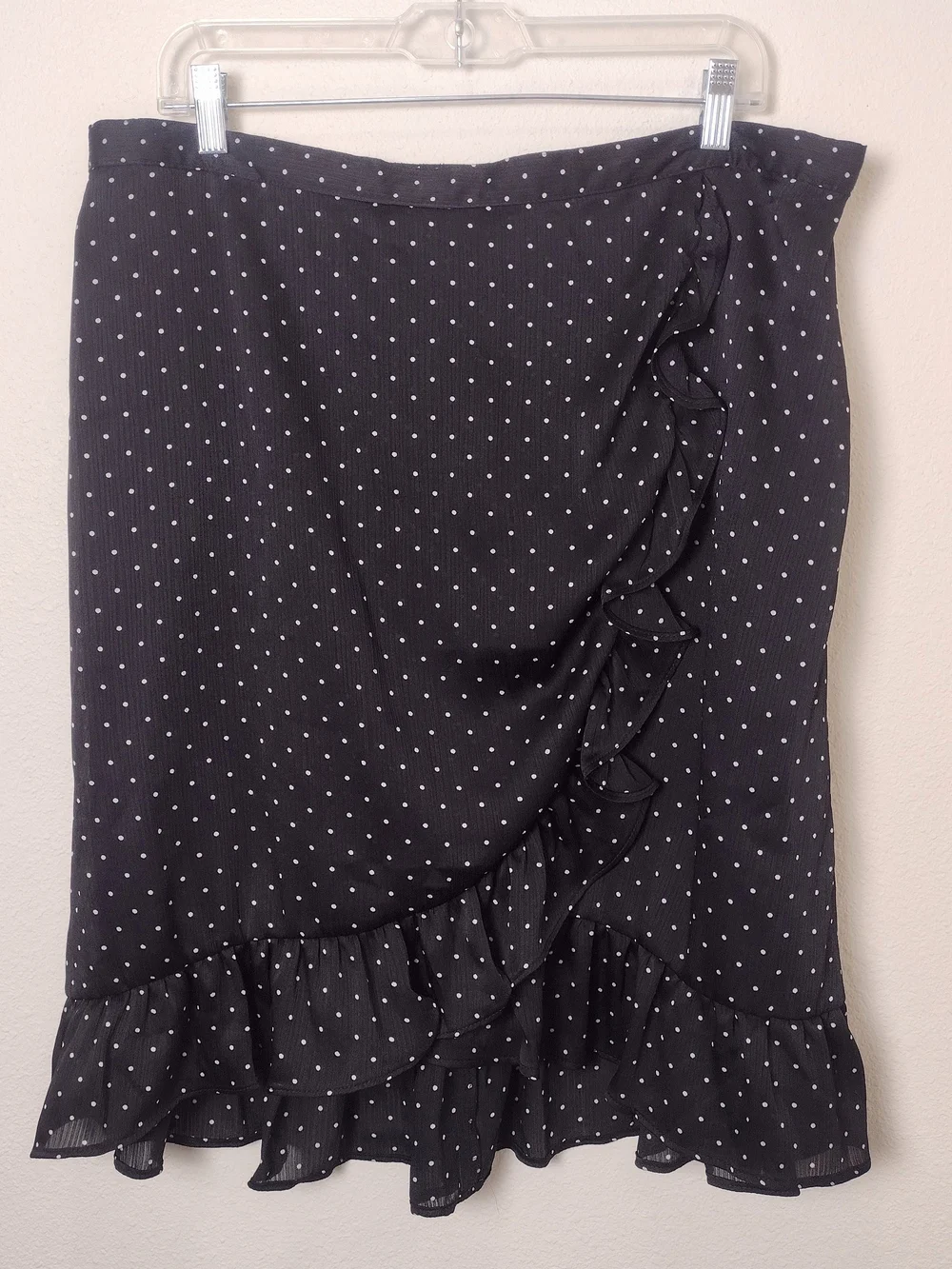 Old Navy NWT Polkadot Crinkle-Crepe Faux Wrap Ruffle Knee Length Mini Skirt XL
